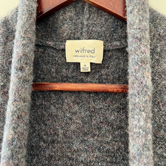 Cozy vest - Picture 2 of 2